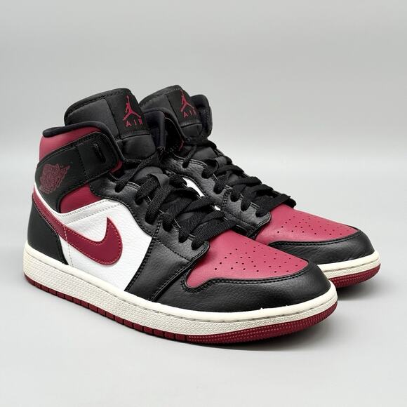 Nike Air Jordan 1 AJ1 Mid Size 9 Mens Noble Red Black White 554724-066 Sneakers main image 10